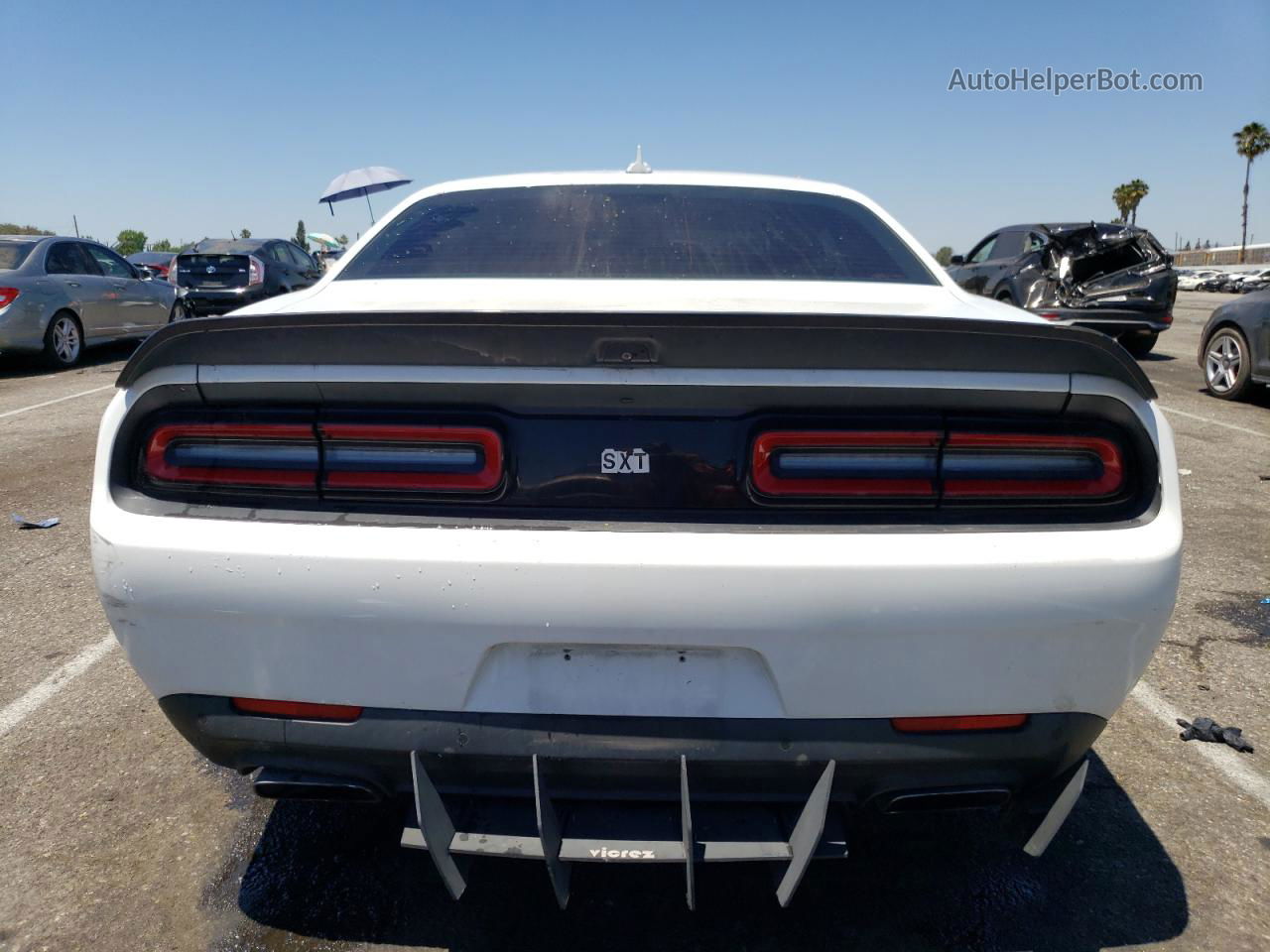 2018 Dodge Challenger R/t 392 White vin: 2C3CDZFJ0JH152030