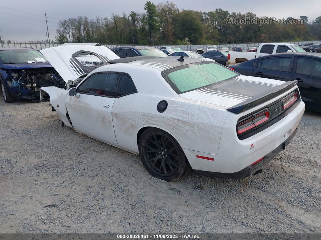 2017 Dodge Challenger 392 Hemi Scat Pack Shaker White vin: 2C3CDZFJ1HH651719