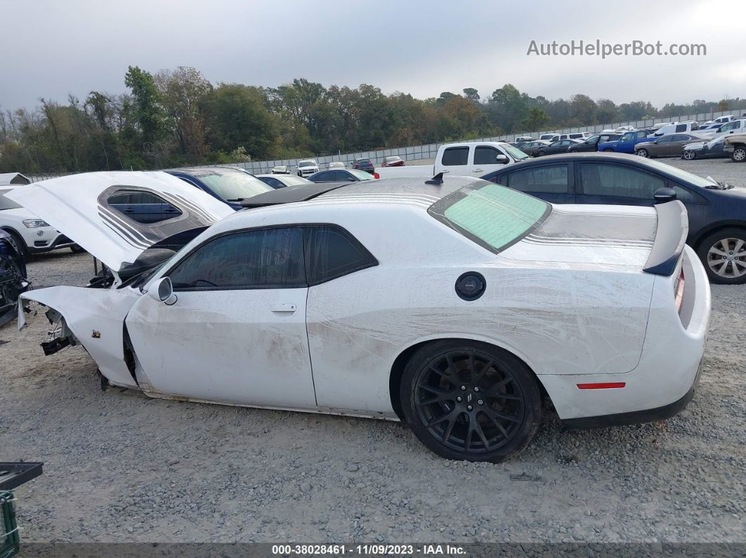 2017 Dodge Challenger 392 Hemi Scat Pack Shaker White vin: 2C3CDZFJ1HH651719