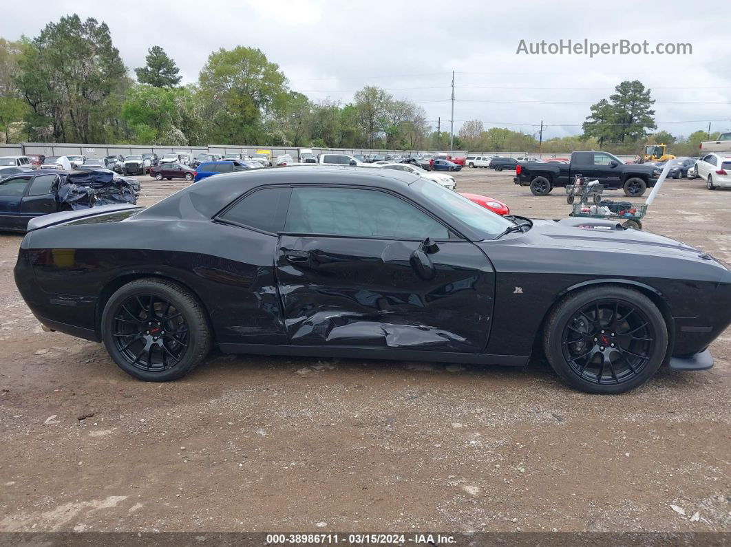 2016 Dodge Challenger 392 Hemi Scat Pack Shaker Black vin: 2C3CDZFJ3GH337875