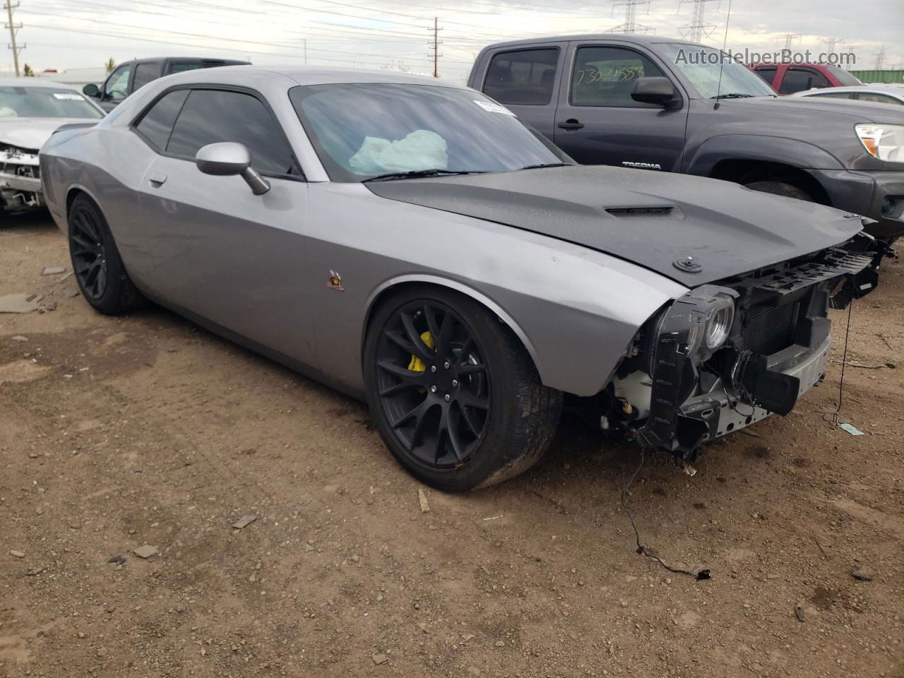 2017 Dodge Challenger R/t 392 Silver vin: 2C3CDZFJ5HH588527