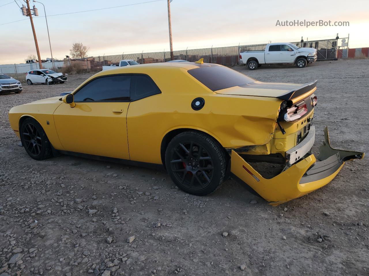 2018 Dodge Challenger R/t 392 Yellow vin: 2C3CDZFJ7JH168936