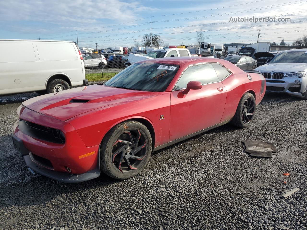 2016 Dodge Challenger R/t Scat Pack Красный vin: 2C3CDZFJ8GH137445