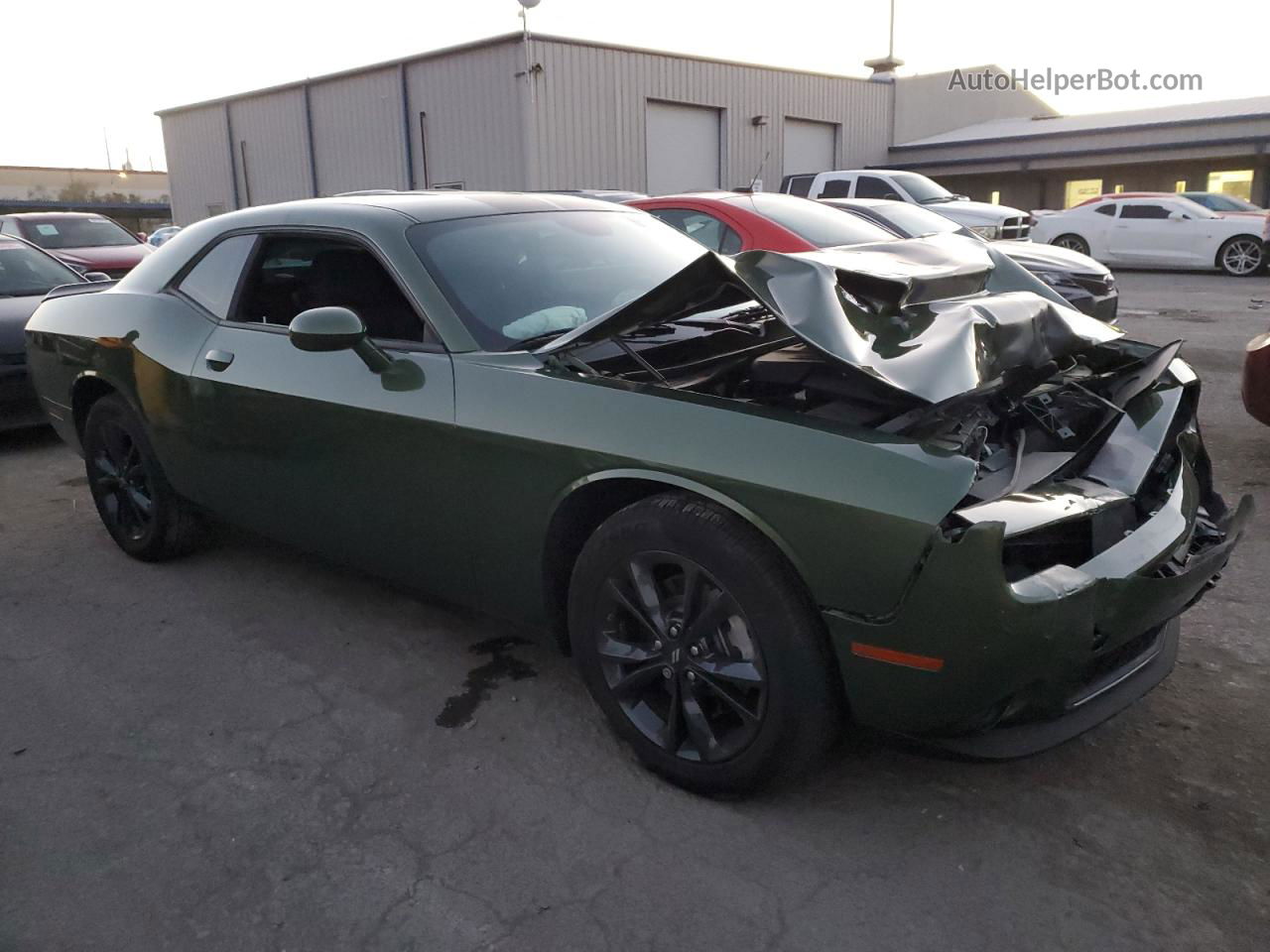 2022 Dodge Challenger Sxt Green vin: 2C3CDZGG7NH188810