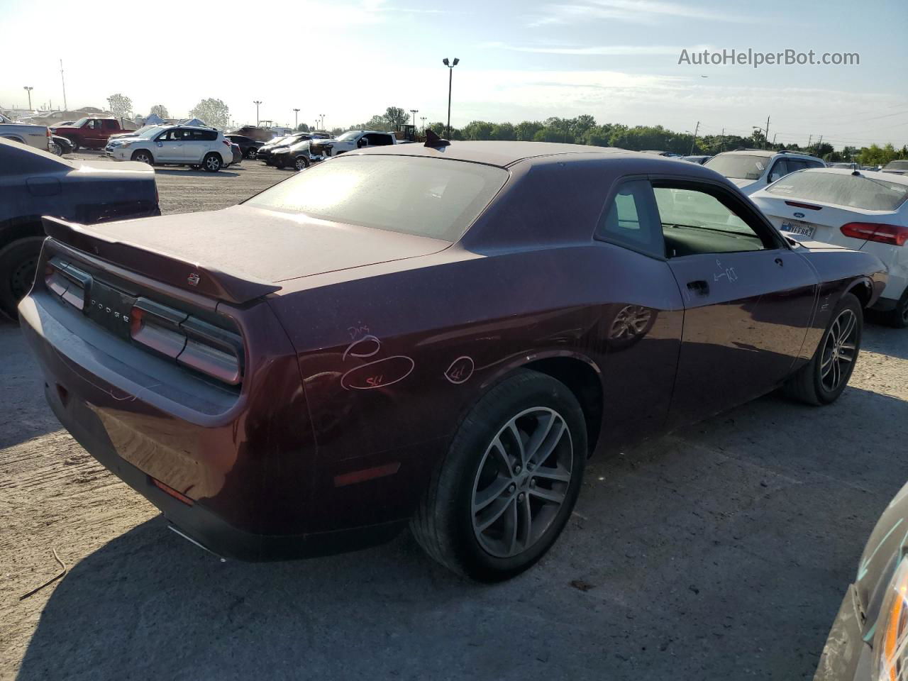 2018 Dodge Challenger Gt Burgundy vin: 2C3CDZGG9JH184347