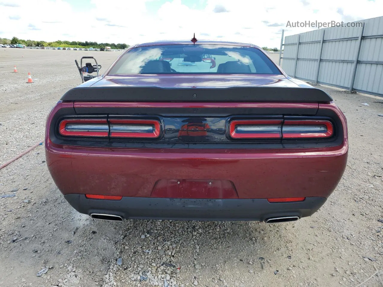 2022 Dodge Challenger Gt Maroon vin: 2C3CDZJG1NH238707