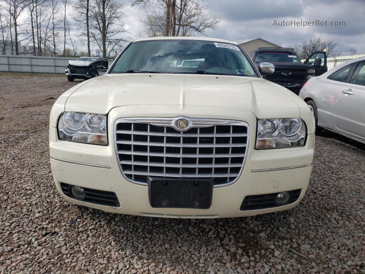 2010 Chrysler 300 Touring Белый vin: 2C3CK5CV5AH331301