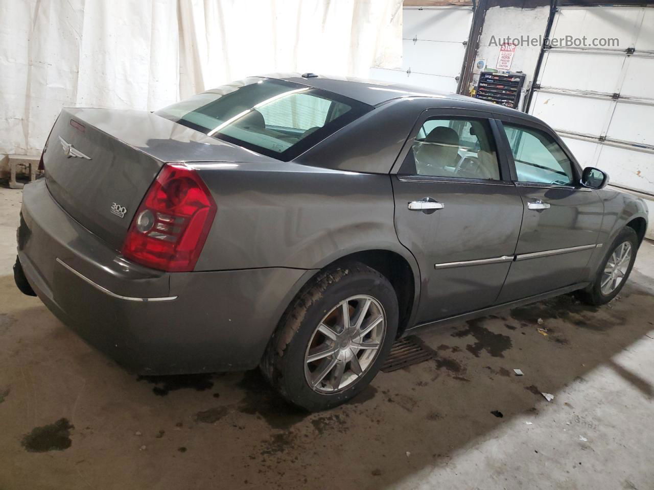 2010 Chrysler 300 Touring Gray vin: 2C3CK5CV6AH210874