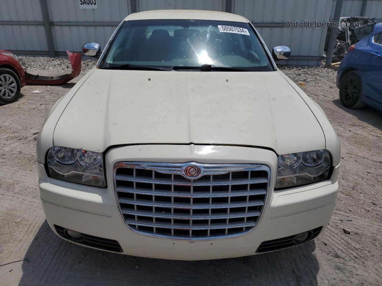 2010 Chrysler 300 Touring Cream vin: 2C3CK5CV7AH272266