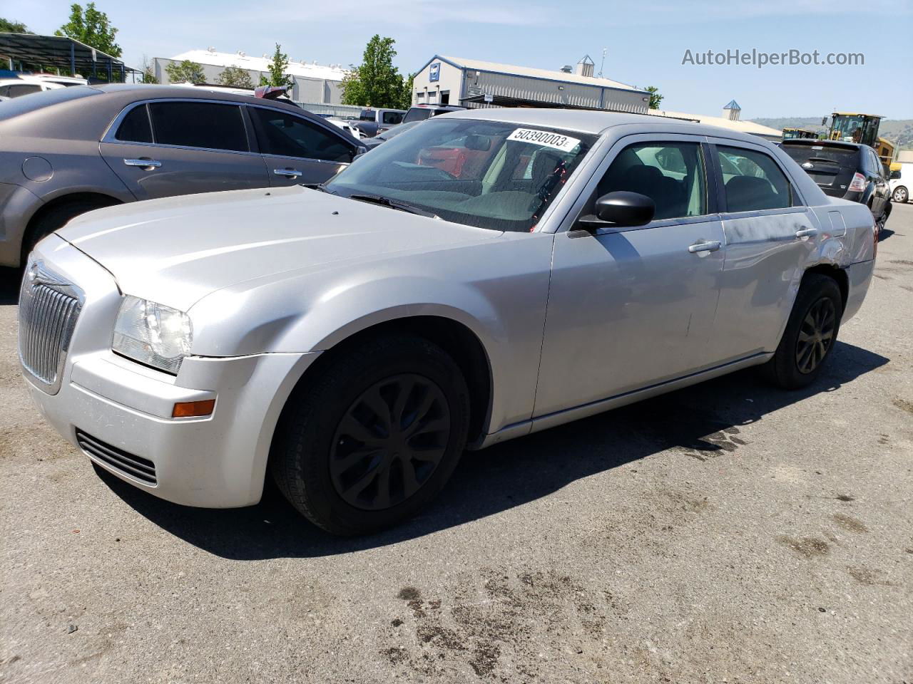 2007 Chrysler 300  Серебряный vin: 2C3KA43R17H802851