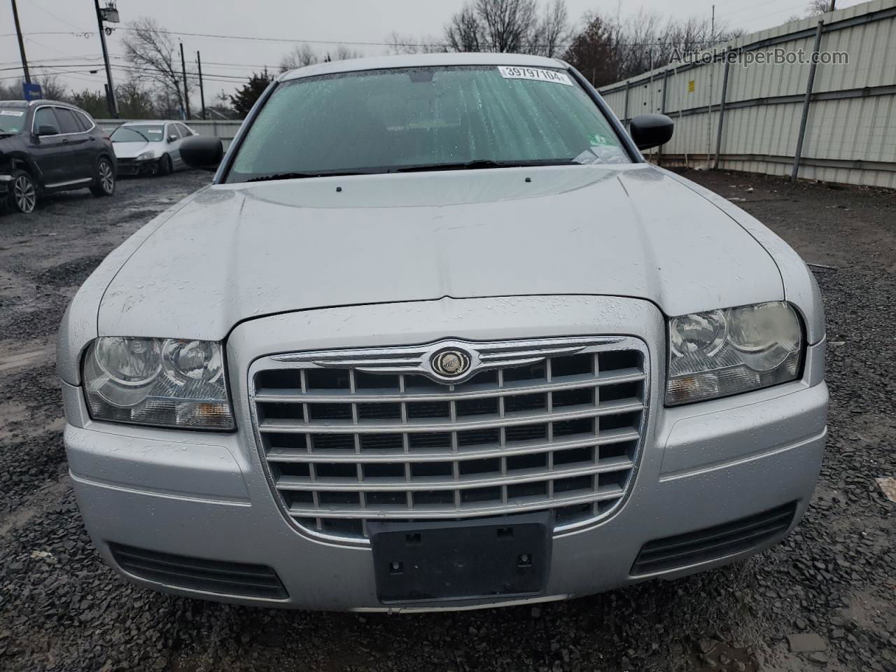 2007 Chrysler 300  Silver vin: 2C3KA43R27H848818