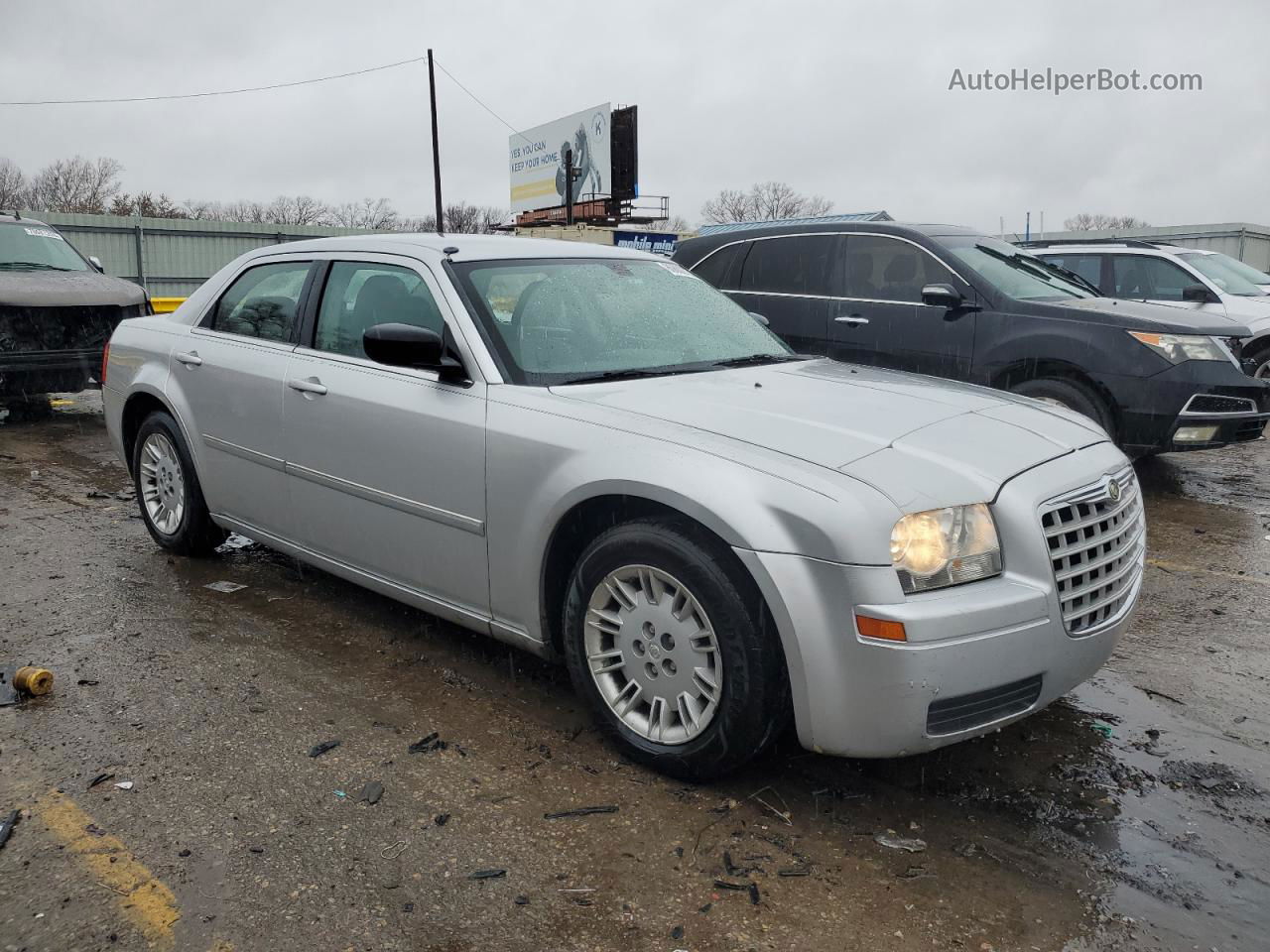 2007 Chrysler 300  Silver vin: 2C3KA43R37H710589