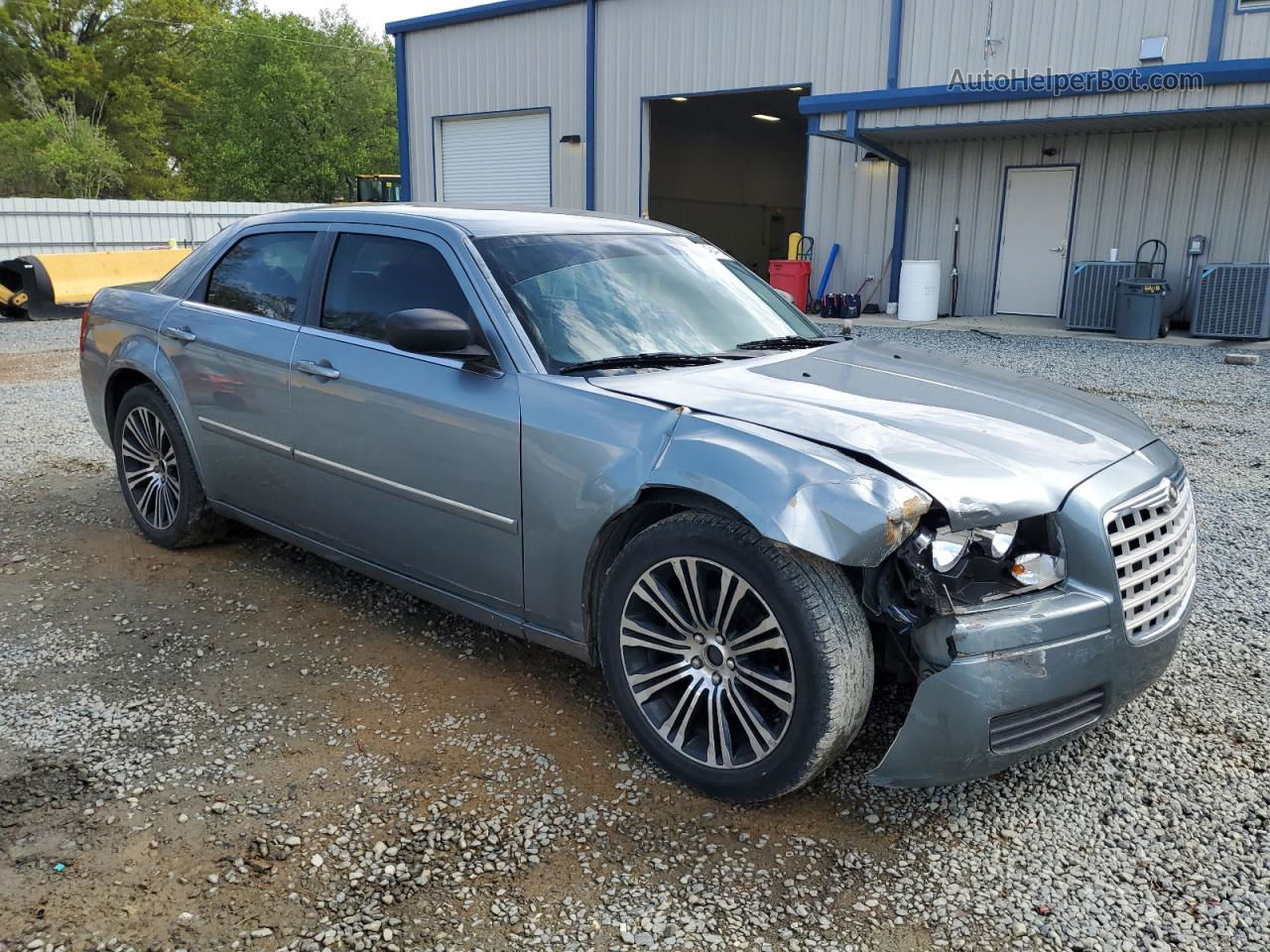 2007 Chrysler 300  Silver vin: 2C3KA43R37H747870