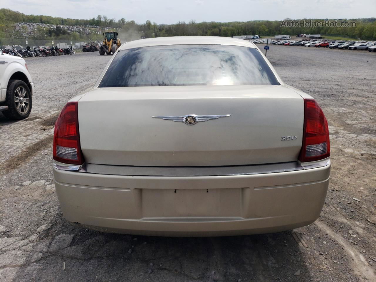 2007 Chrysler 300  Beige vin: 2C3KA43R67H610017