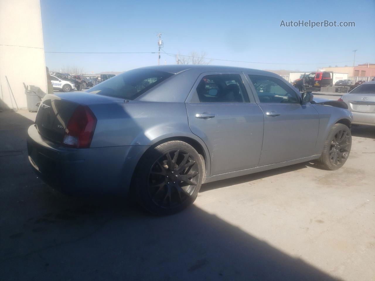 2007 Chrysler 300  Silver vin: 2C3KA43R87H833630