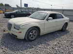 2007 Chrysler 300  Cream vin: 2C3KA43R87H894203