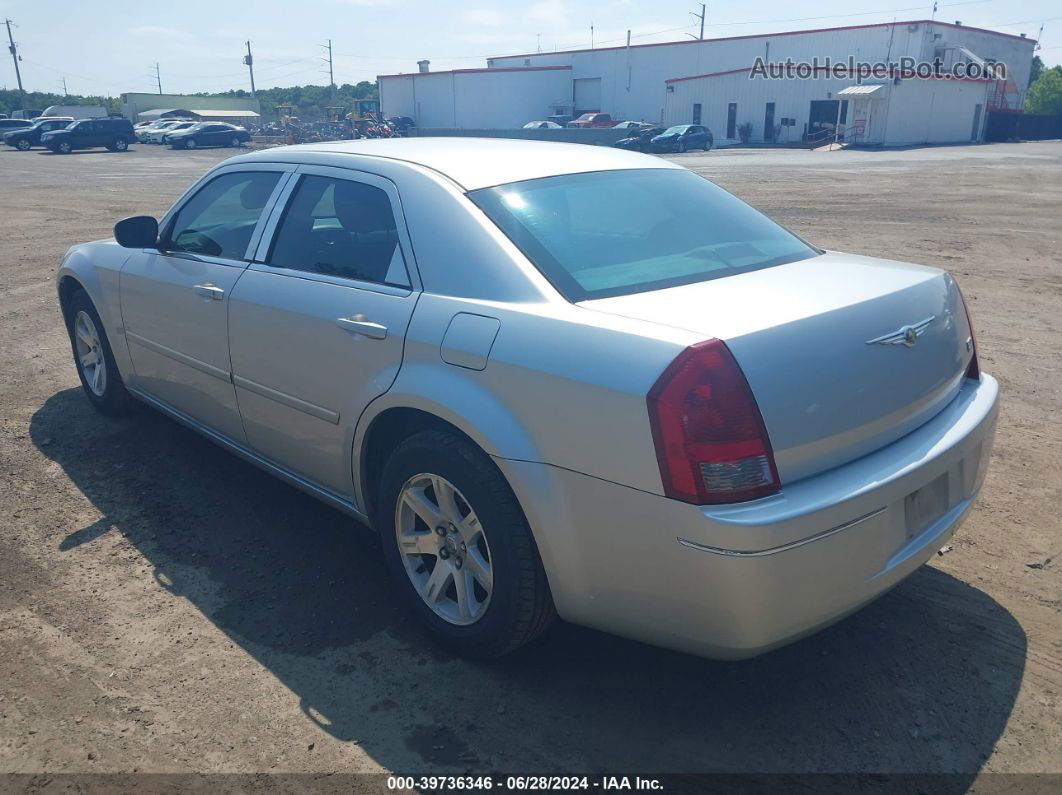 2007 Chrysler 300 Touring Silver vin: 2C3KA53G27H854834