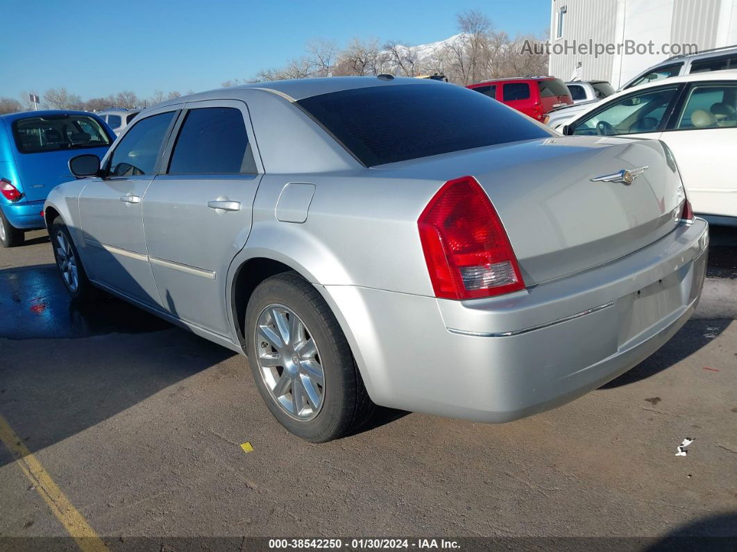 2007 Chrysler 300 Touring Серебряный vin: 2C3KA53G27H862500