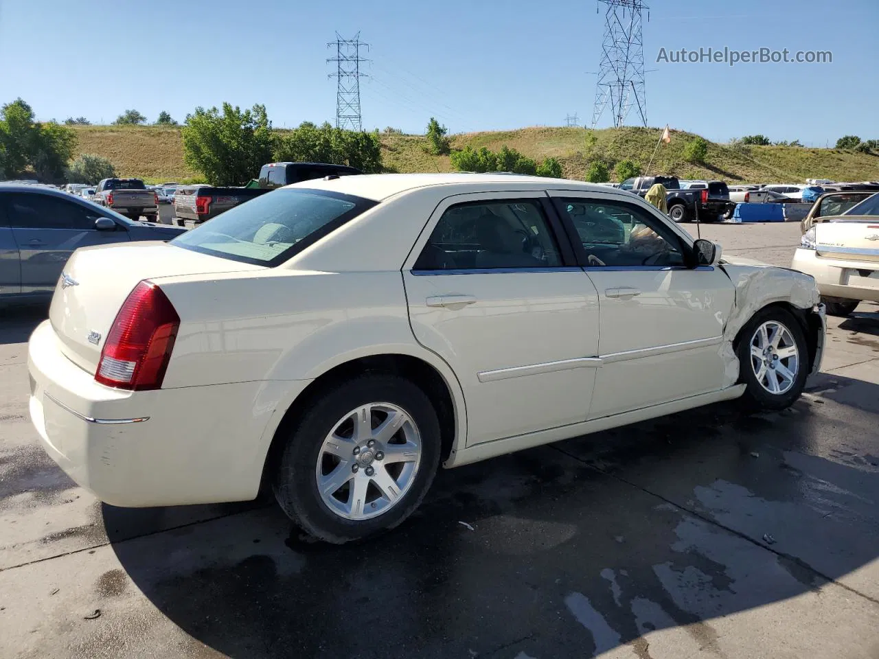 2007 Chrysler 300 Touring Белый vin: 2C3KA53G47H859212