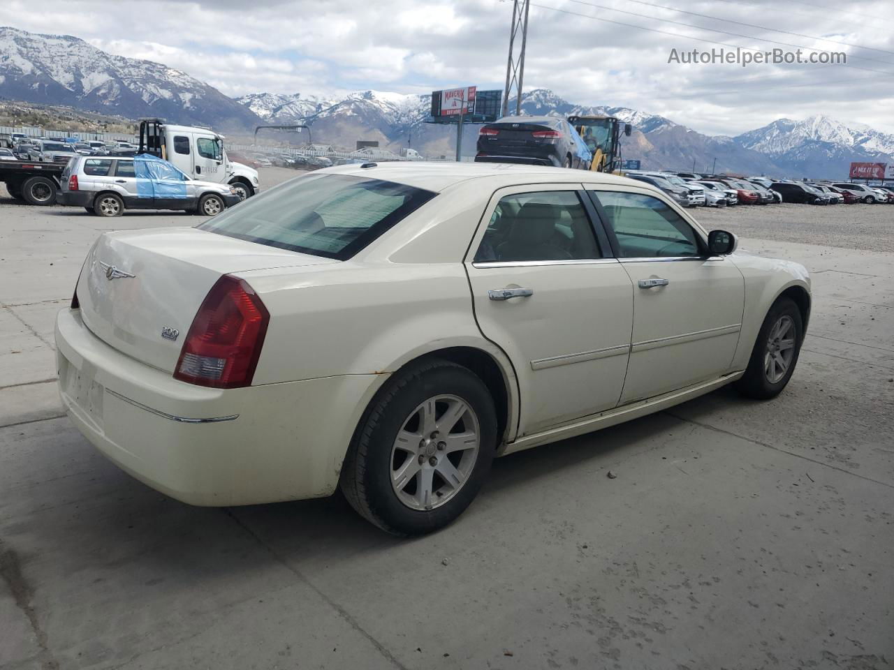 2007 Chrysler 300 Touring White vin: 2C3KA53G57H858893