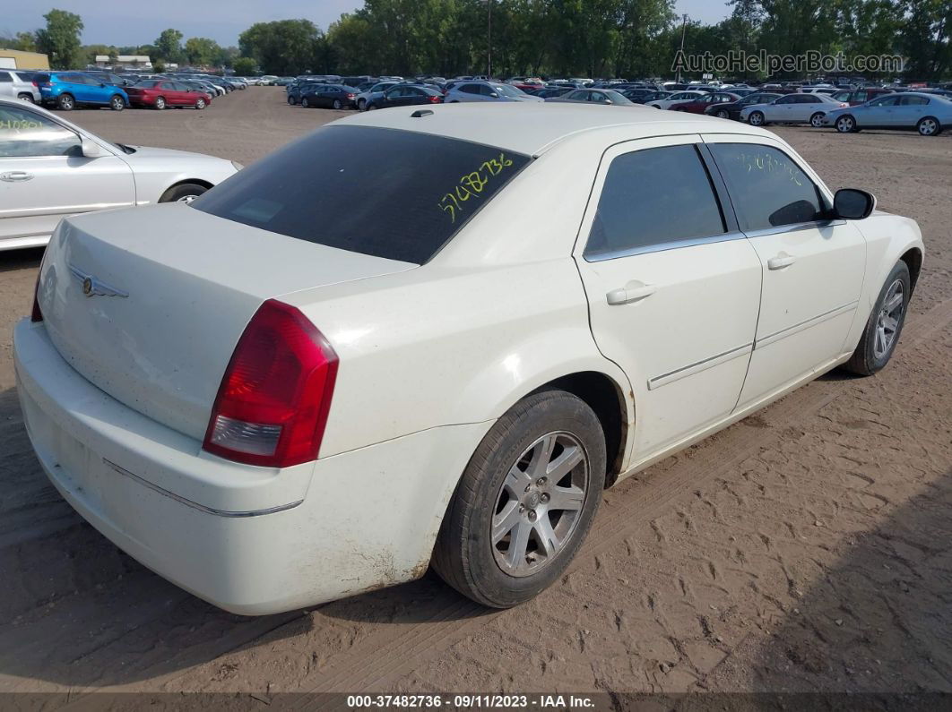 2007 Chrysler 300 Touring White vin: 2C3KA53G77H777135