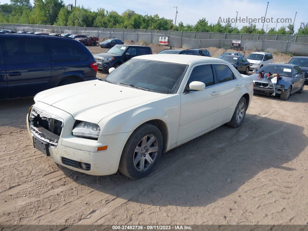 2007 Chrysler 300 Touring White vin: 2C3KA53G77H777135