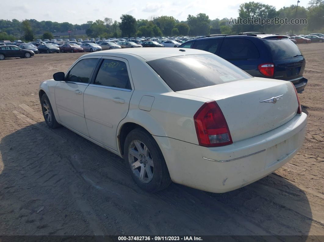 2007 Chrysler 300 Touring Белый vin: 2C3KA53G77H777135