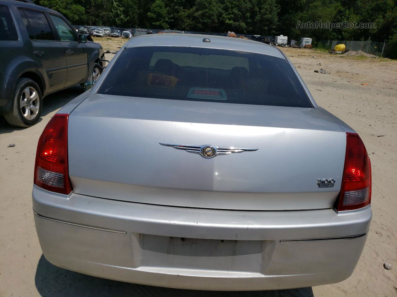 2007 Chrysler 300 Touring Silver vin: 2C3KA53G77H799569