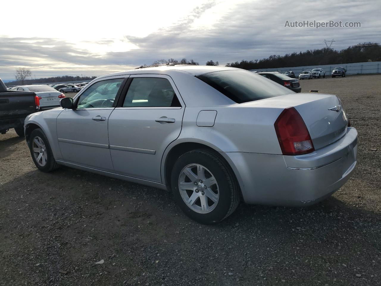 2007 Chrysler 300 Touring Серебряный vin: 2C3KA53G97H791151