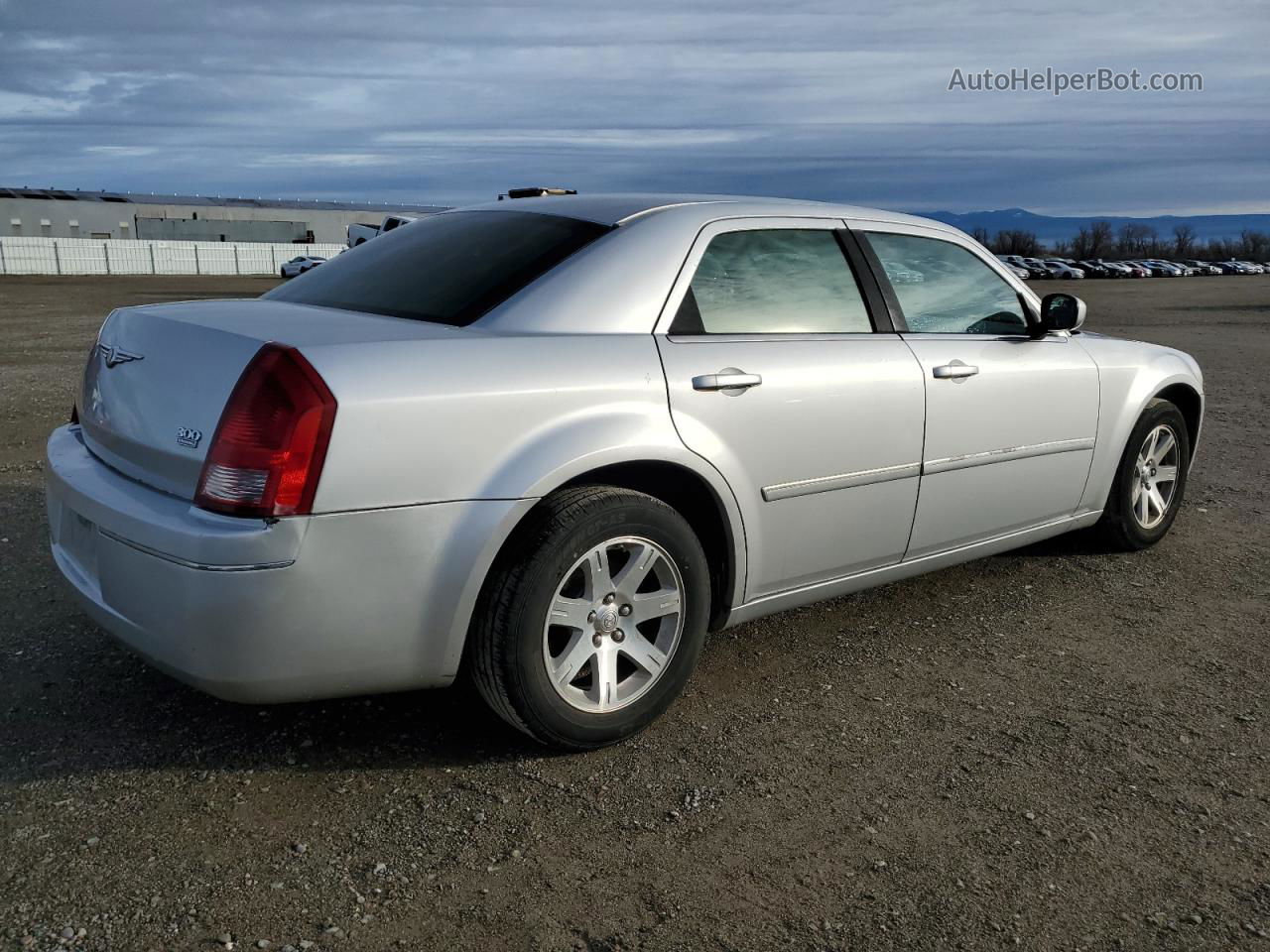 2007 Chrysler 300 Touring Silver vin: 2C3KA53G97H791151