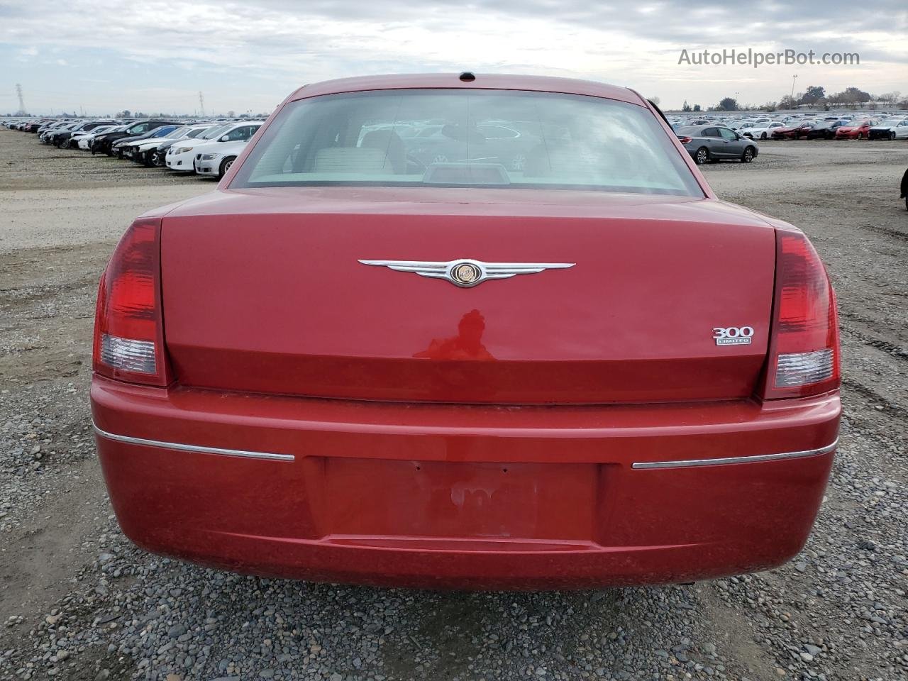 2007 Chrysler 300 Touring Red vin: 2C3KA53G97H873610