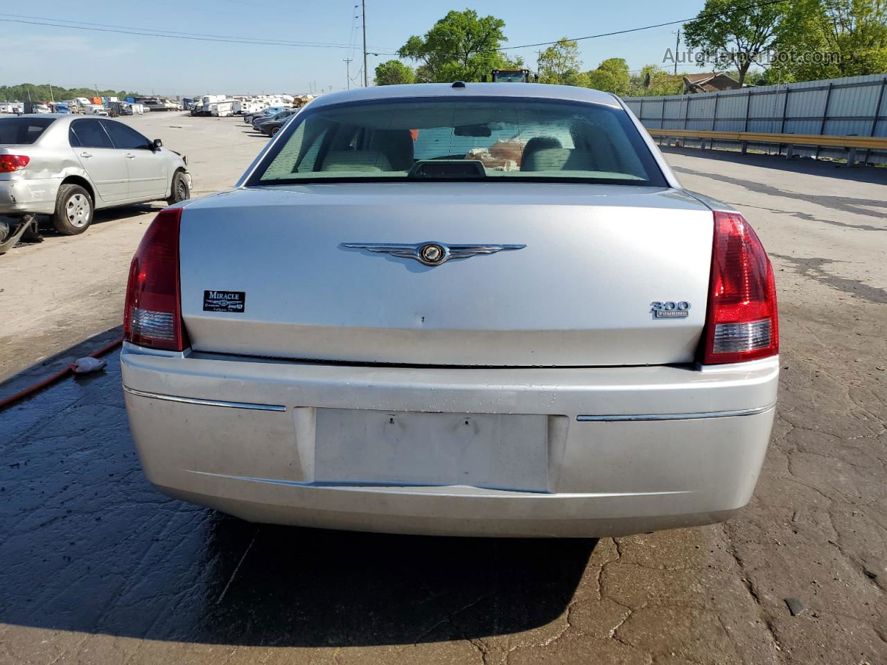 2007 Chrysler 300 Touring Silver vin: 2C3KA53G97H895851