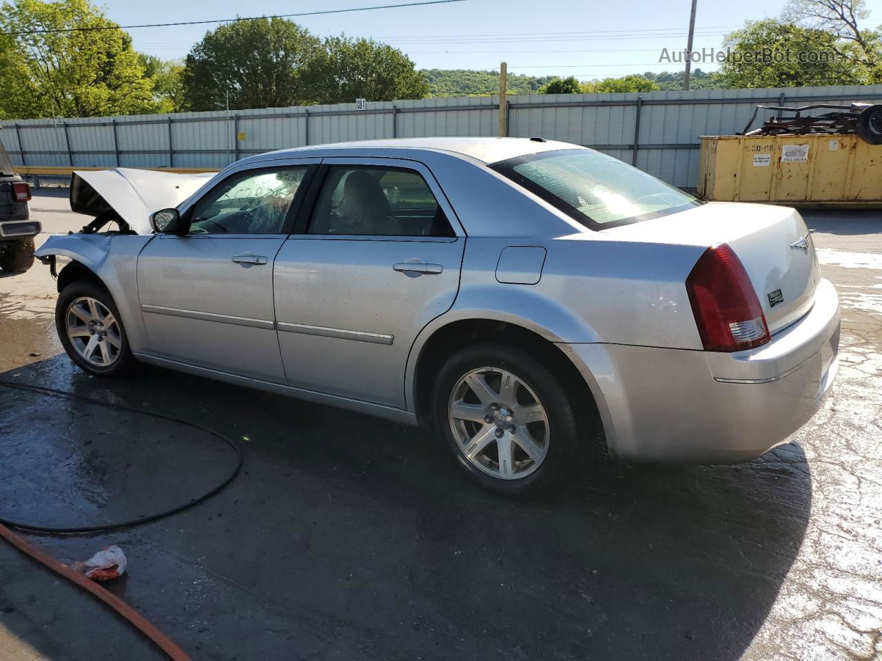 2007 Chrysler 300 Touring Silver vin: 2C3KA53G97H895851