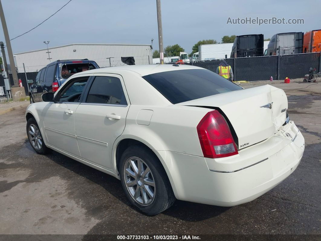 2007 Chrysler 300 Limited Cream vin: 2C3KA53GX7H772267