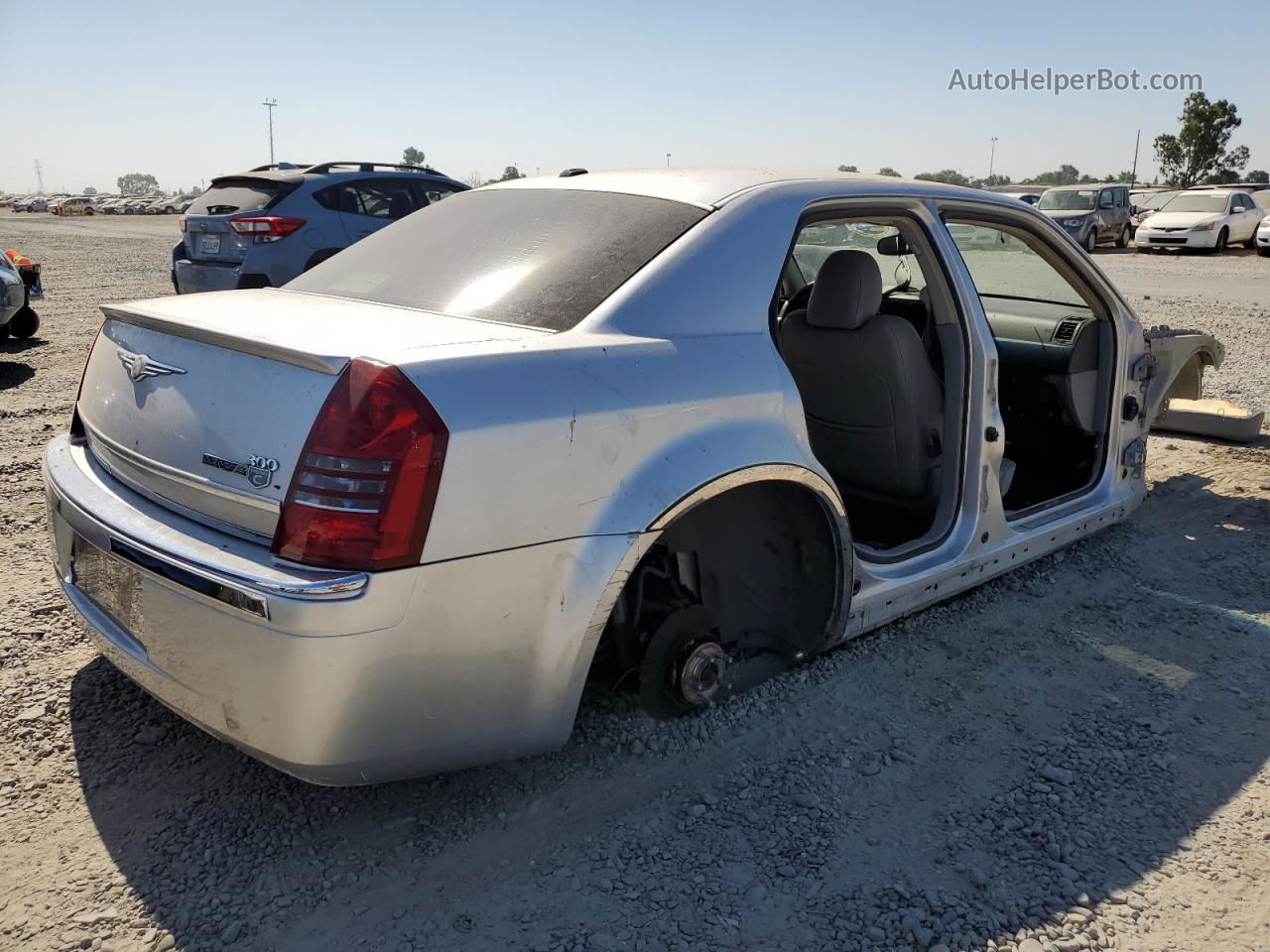 2007 Chrysler 300c  Silver vin: 2C3KA63H07H705739