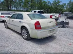 2007 Chrysler 300c   White vin: 2C3KA63H17H806420