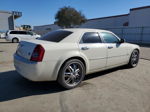 2007 Chrysler 300c  White vin: 2C3KA63H17H874605