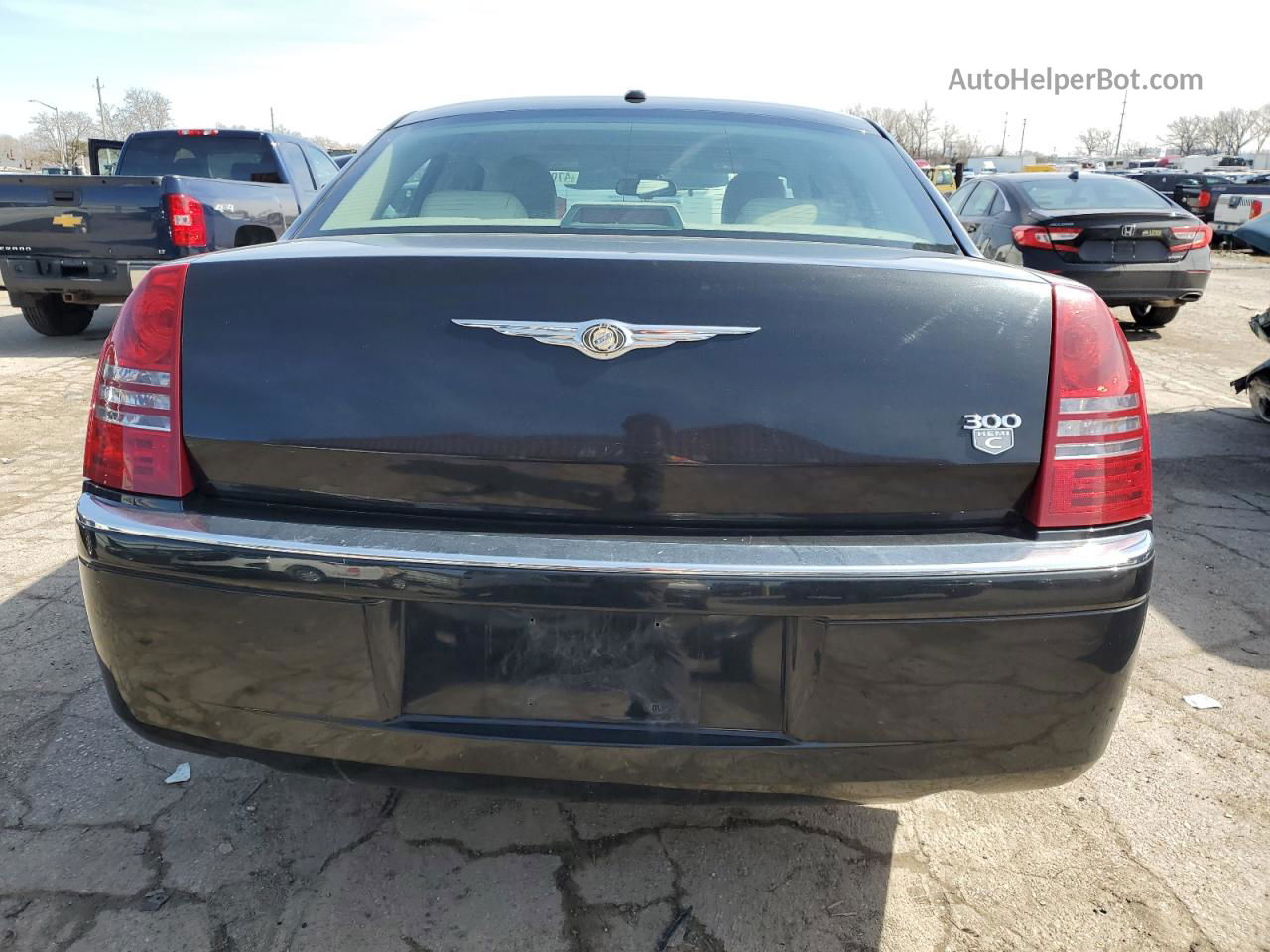 2007 Chrysler 300c  Black vin: 2C3KA63H27H606470