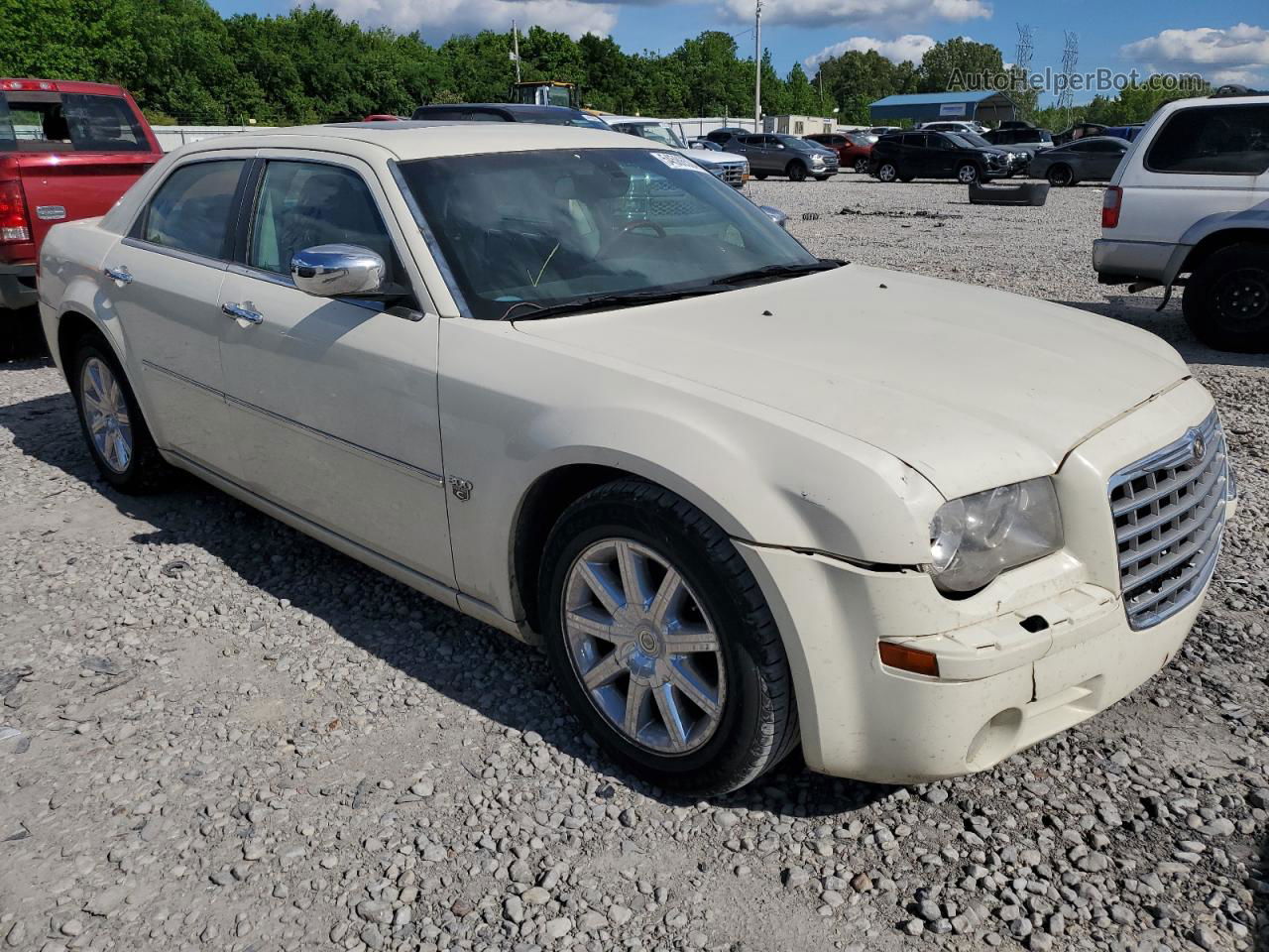 2007 Chrysler 300c  White vin: 2C3KA63H27H880302