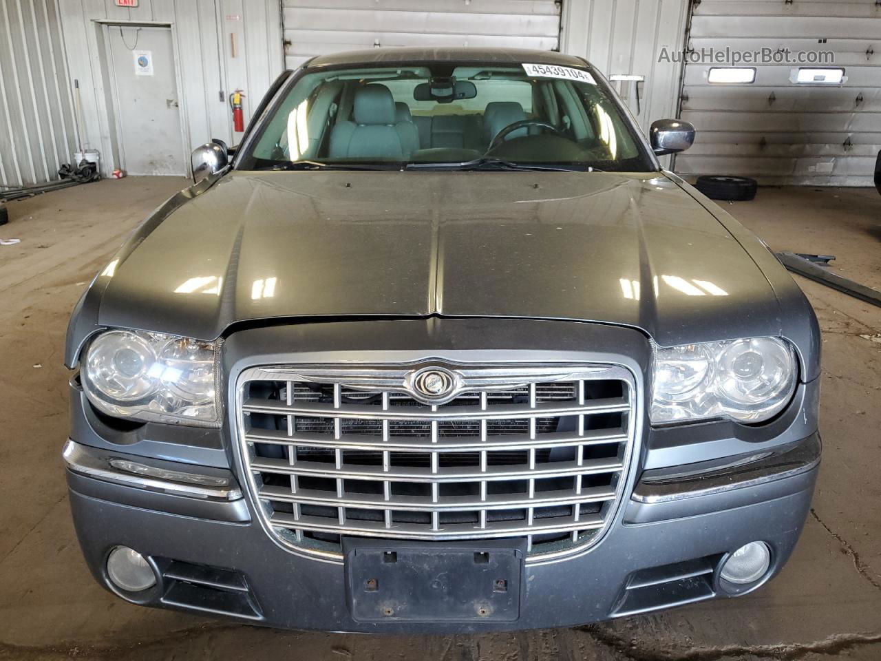 2007 Chrysler 300c  Gray vin: 2C3KA63H57H684063