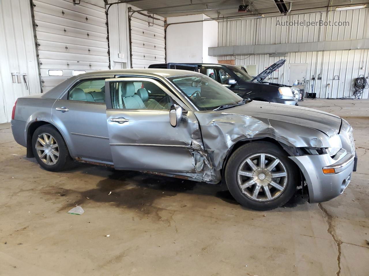 2007 Chrysler 300c  Gray vin: 2C3KA63H57H684063