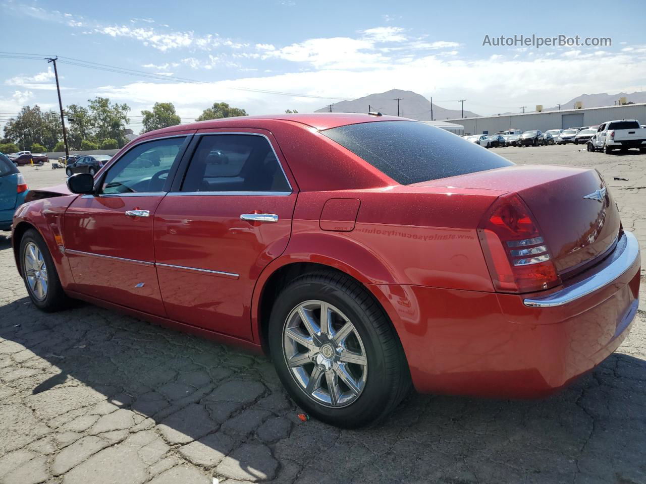 2007 Chrysler 300c  Red vin: 2C3KA63H87H884855