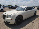 2007 Chrysler 300  White vin: 2C3LA43R27H768293