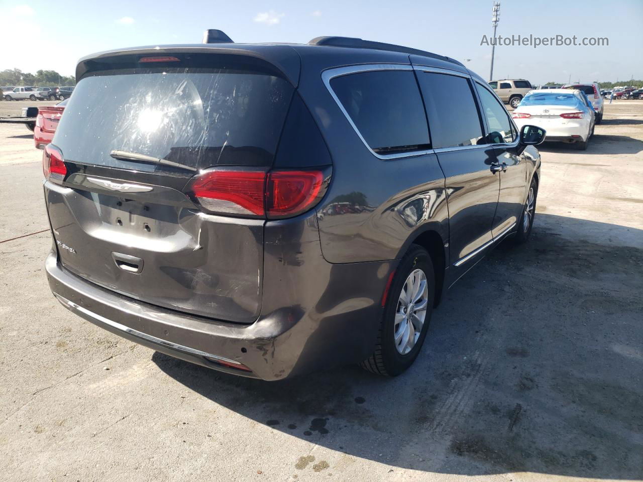 2017 Chrysler Pacifica Touring L Угольный vin: 2C4RC1BG0HR702366