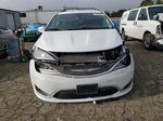 2020 Chrysler Pacifica Touring L White vin: 2C4RC1BG0LR114024