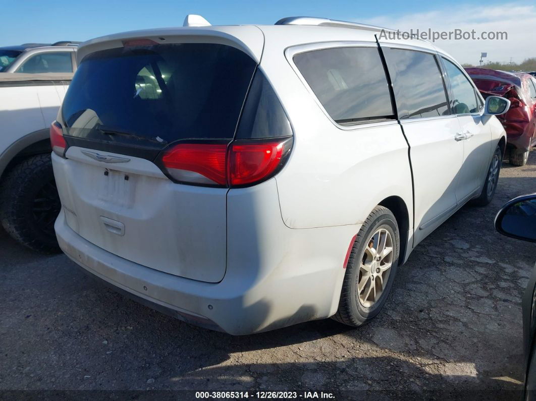 2020 Chrysler Pacifica Touring L White vin: 2C4RC1BG0LR205018