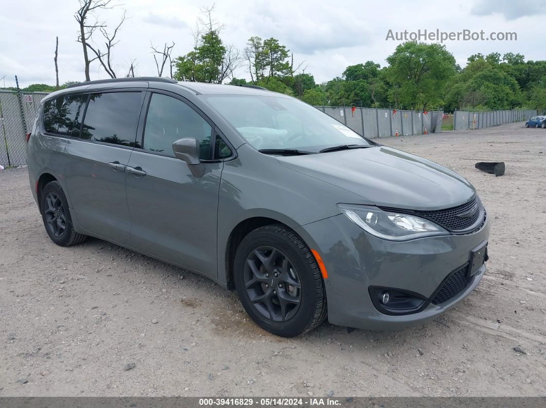 2020 Chrysler Pacifica Touring L Gray vin: 2C4RC1BG0LR232753