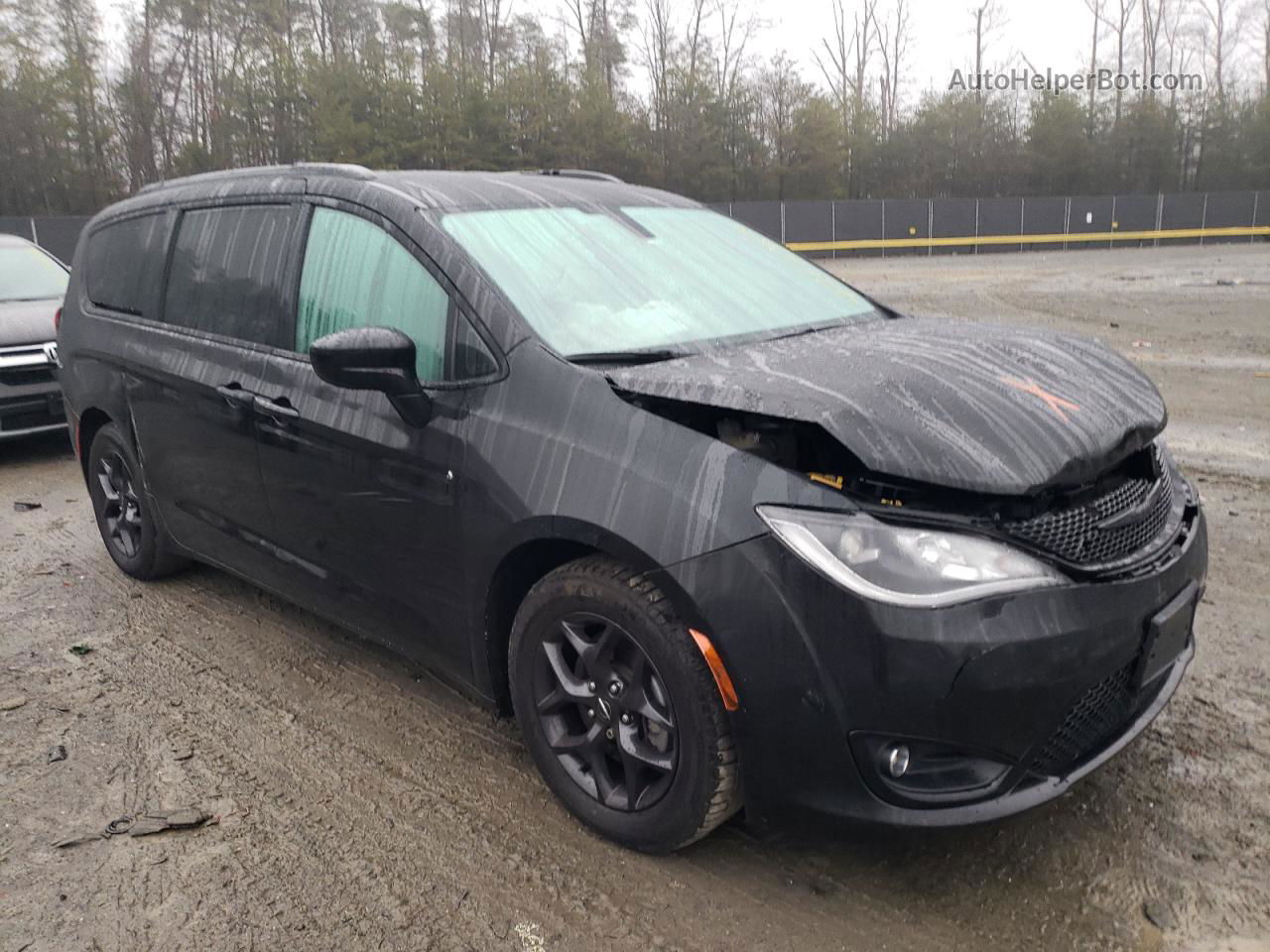 2020 Chrysler Pacifica Touring L Black vin: 2C4RC1BG0LR270063