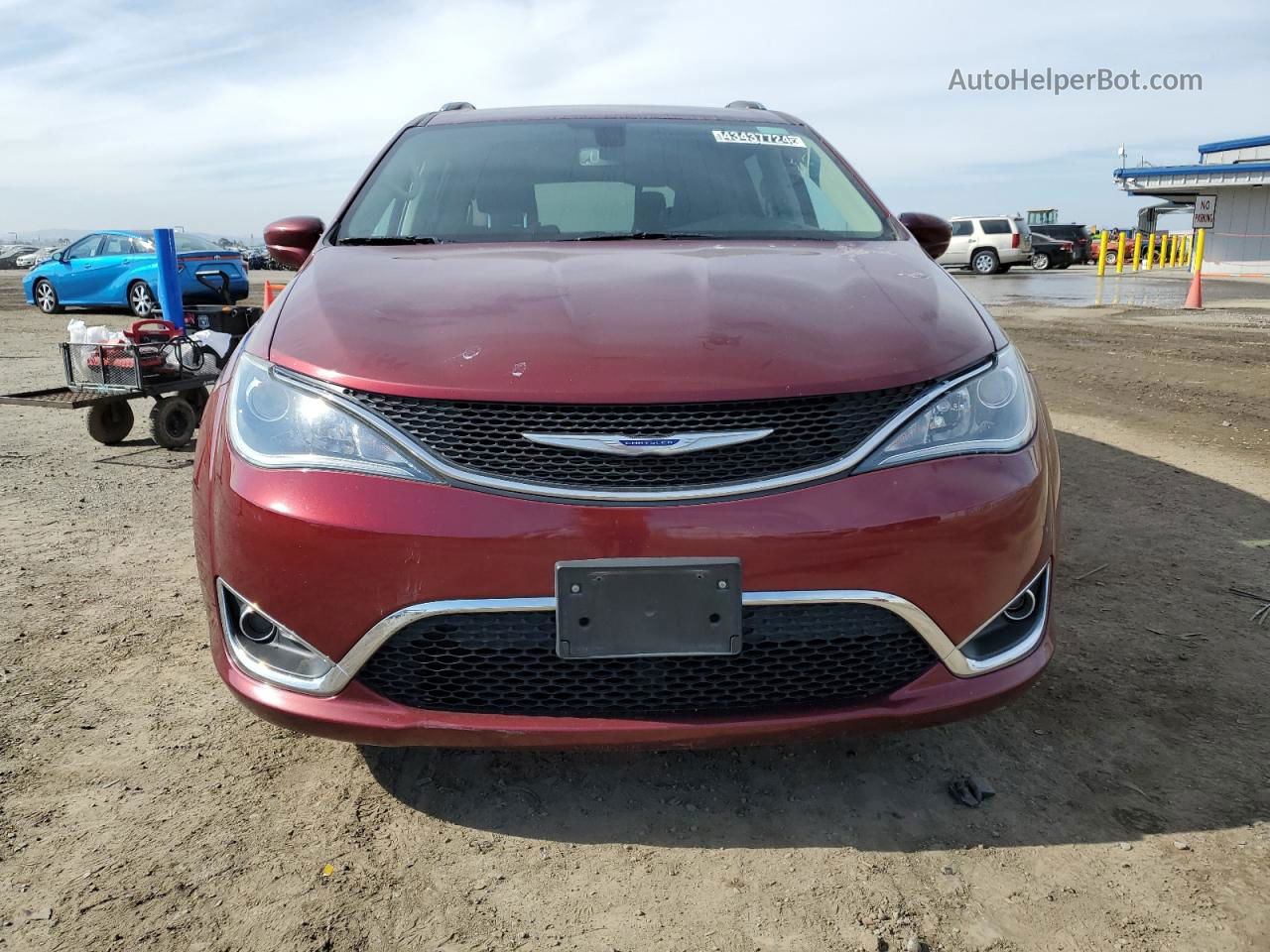 2020 Chrysler Pacifica Touring L Maroon vin: 2C4RC1BG0LR275554