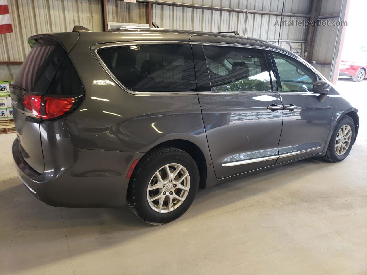 2020 Chrysler Pacifica Touring L Gray vin: 2C4RC1BG0LR276414